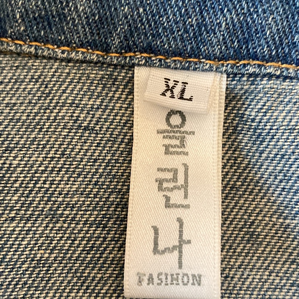 Jean jacket - Picture 7 of 13
